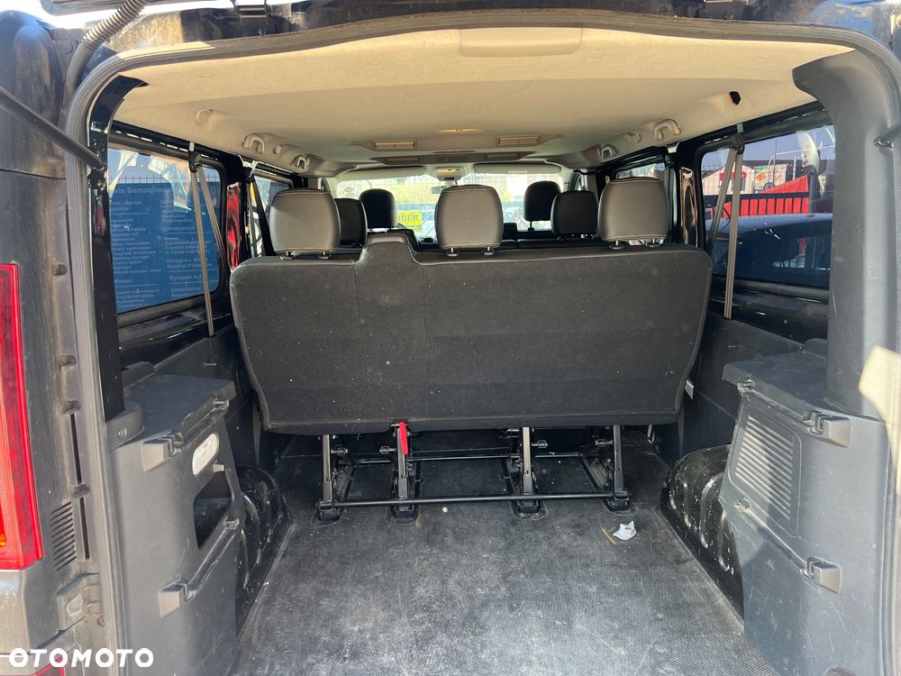 Renault Trafic - 12