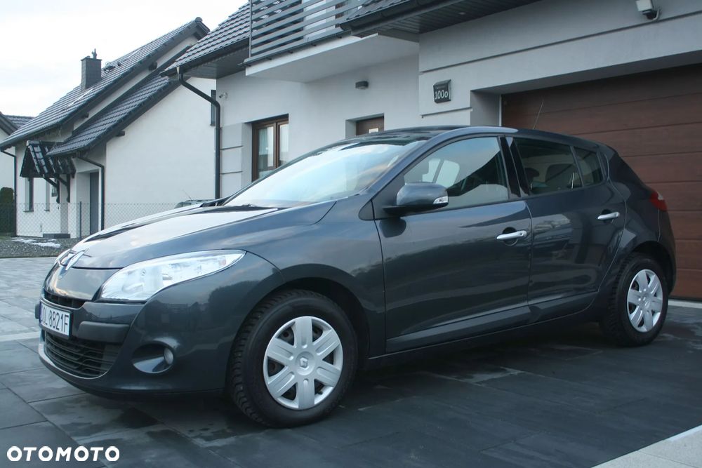 Renault Megane 1.6 16V Dynamique Euro5 - 8