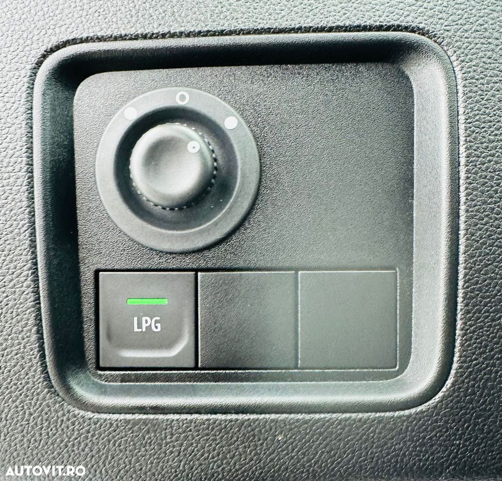 Dacia Duster TCe 90 2WD Essential - 17