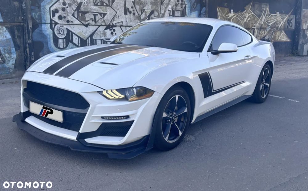 Ford Mustang - 16