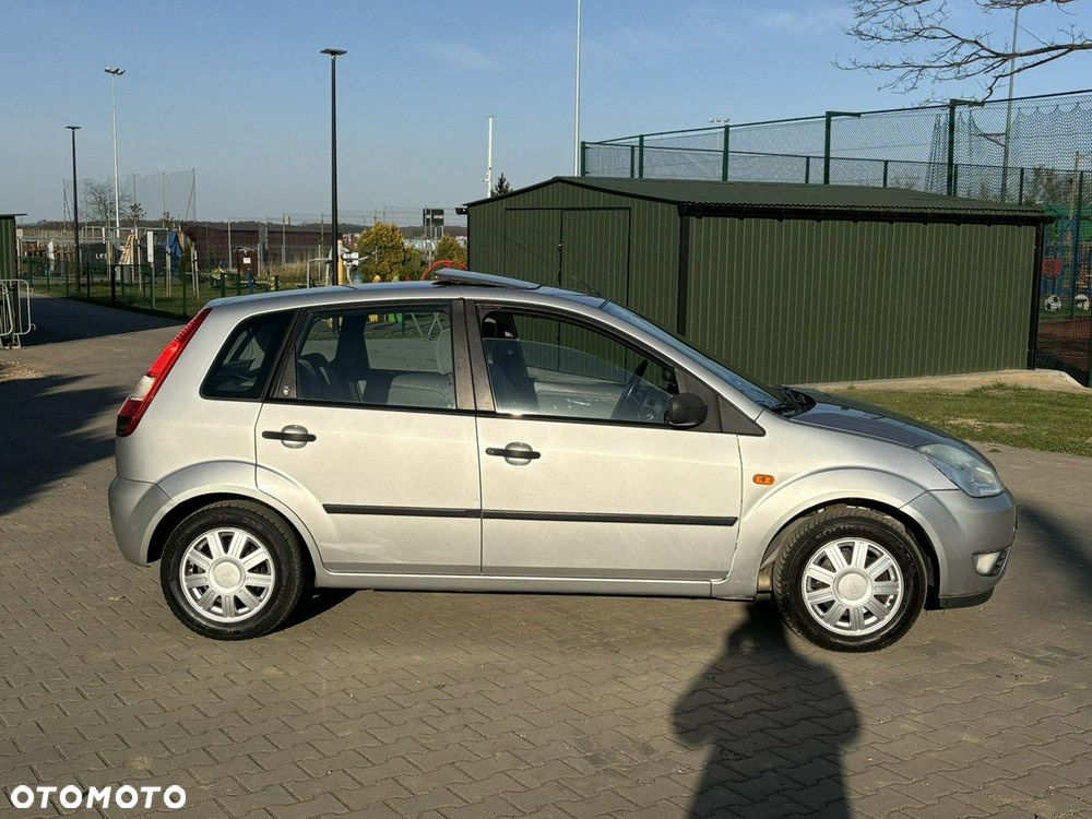 Ford Fiesta 1.4 Silver Magic - 8