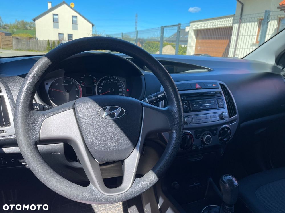 Hyundai i20 1.1 CRDi Comfort - 6