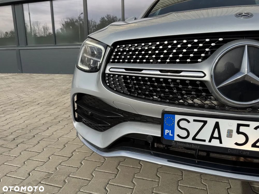 Mercedes-Benz GLC 200 d 4Matic 9G-TRONIC AMG Line Plus - 33