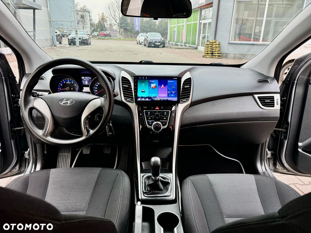 Hyundai i30 1.4 Premium - 6