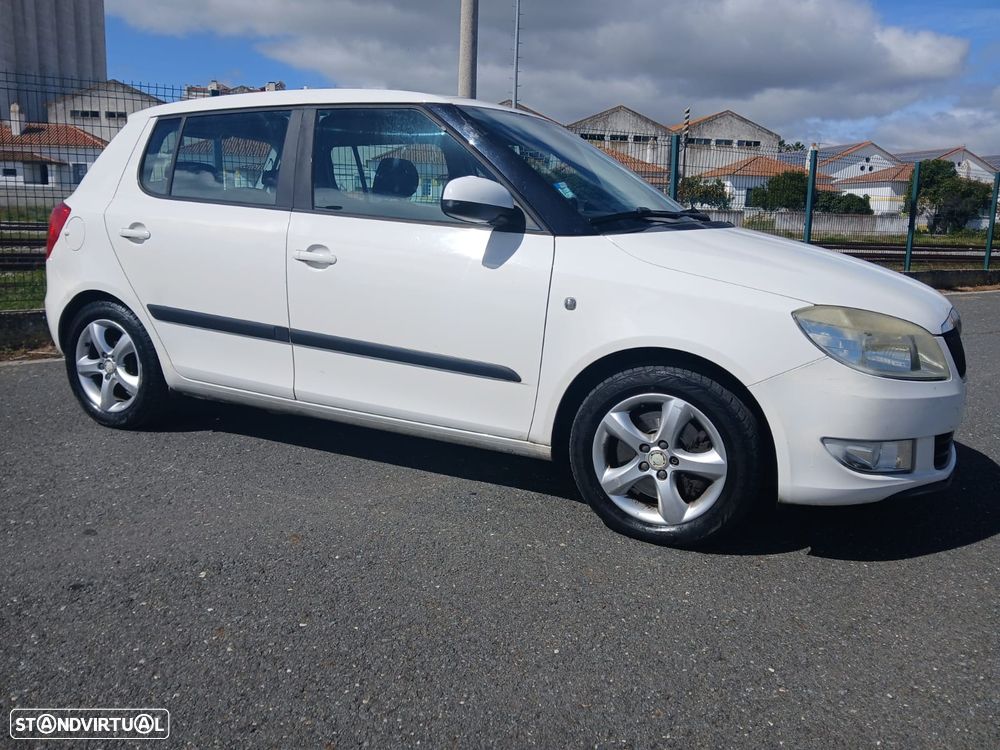 Skoda Fabia 1.6 Elegance - 5