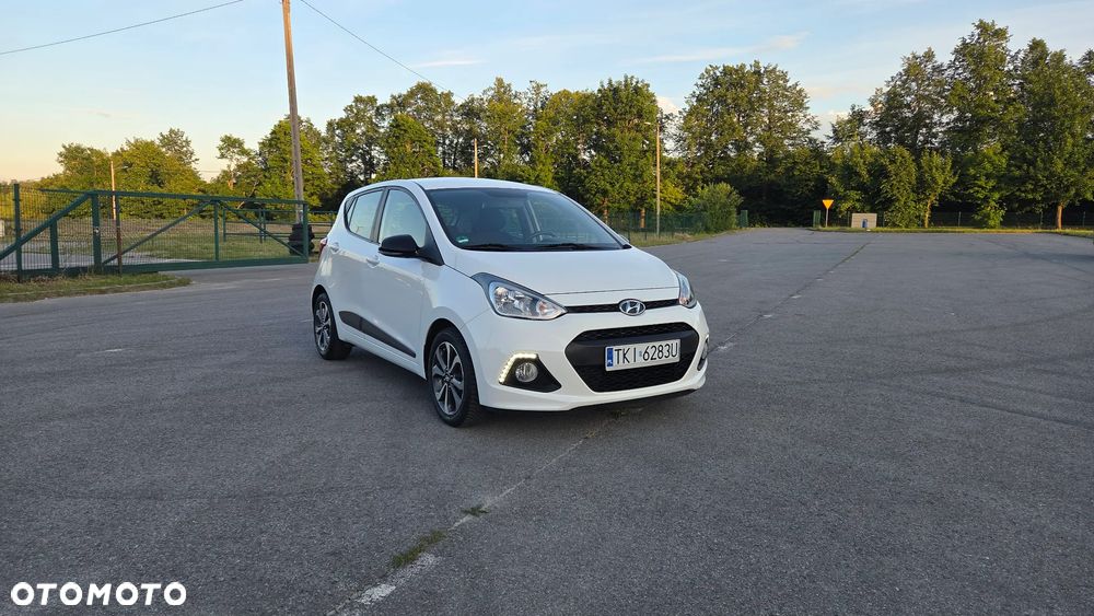 Hyundai i10 1.0 BlueDrive Premium - 12
