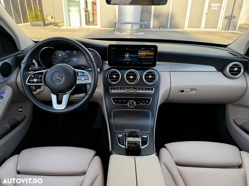 Mercedes-Benz C 200 4Matic 9G-TRONIC AMG Line - 14
