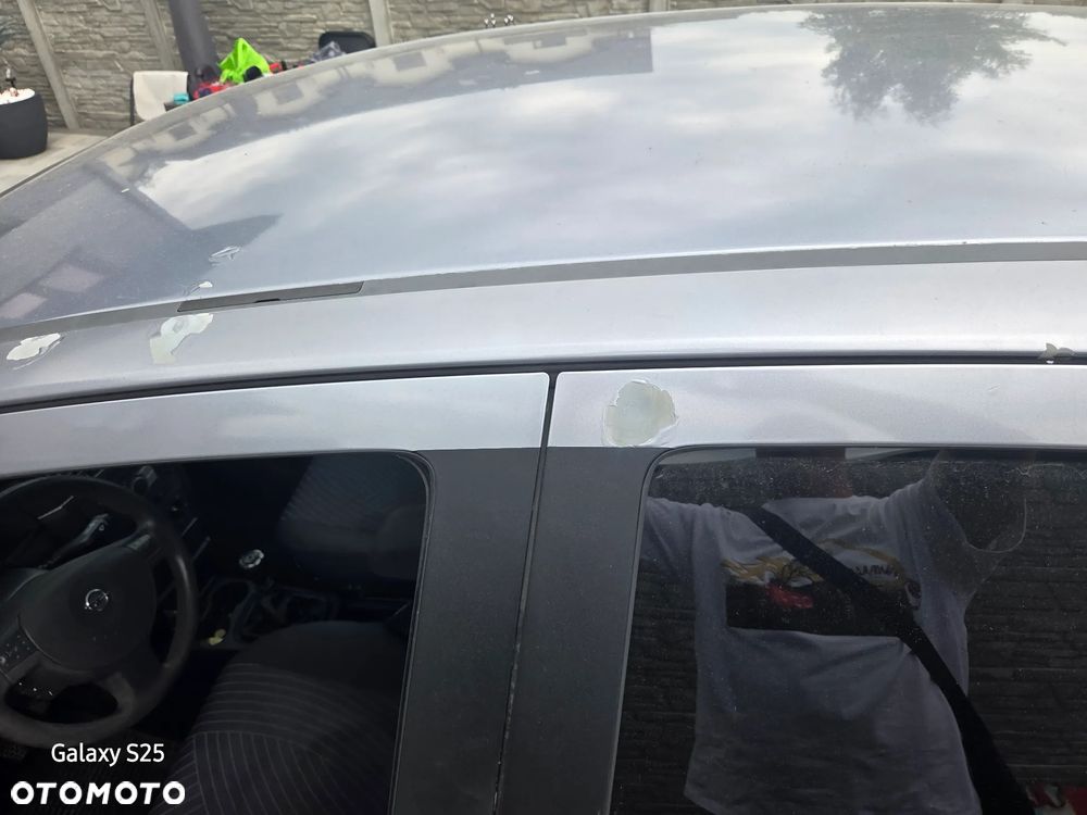 Opel Meriva 1.6 16V - 12