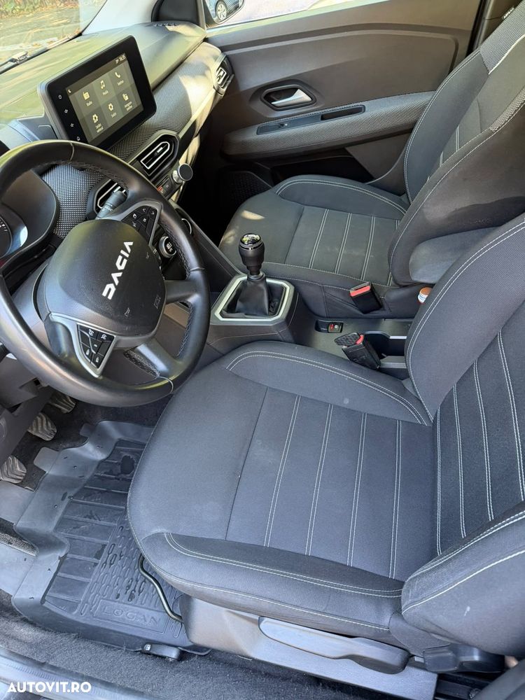 Dacia Logan TCe 100 Expression - 7