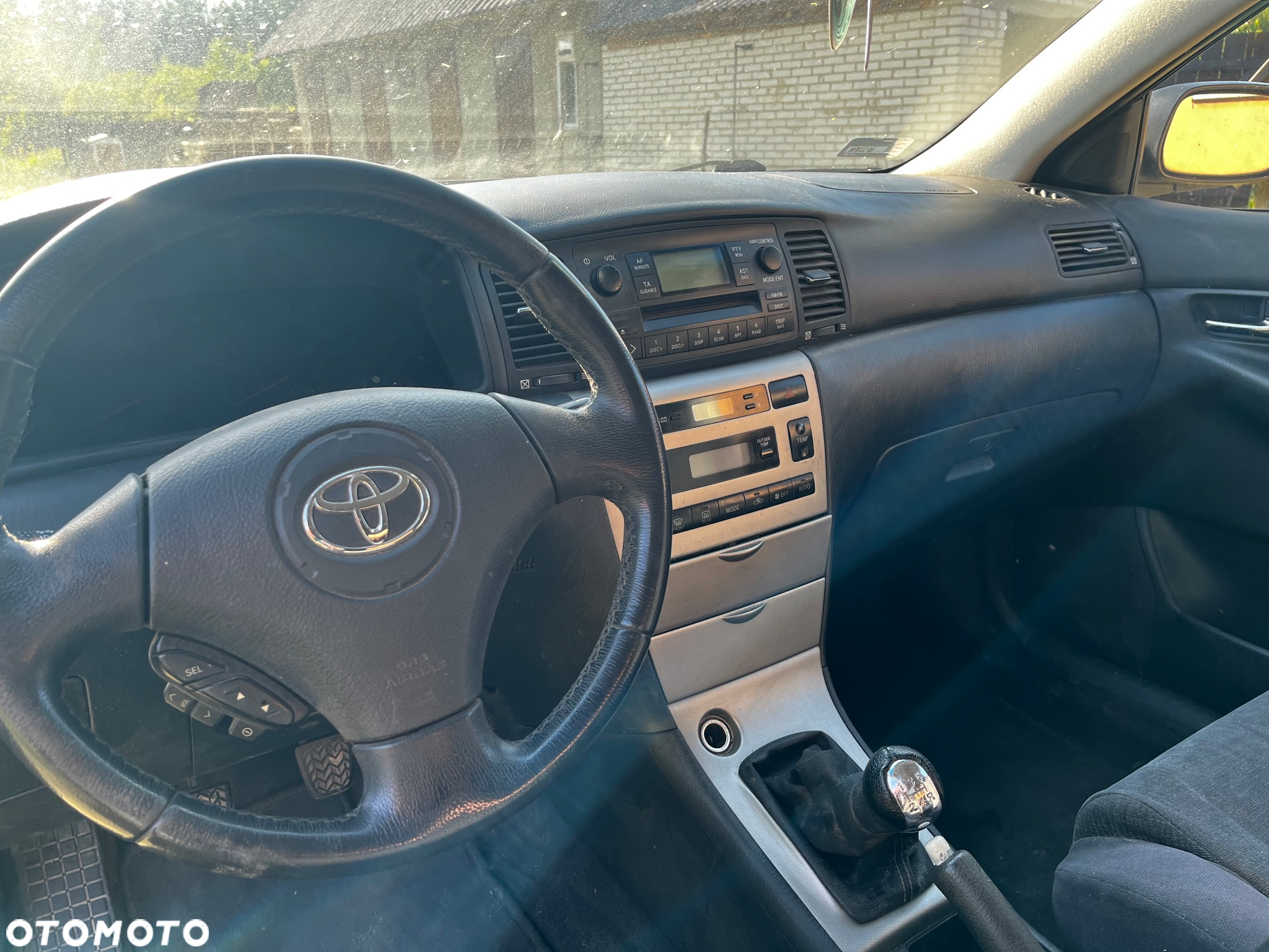 Toyota Corolla 1.6 VVT-i Sol - 3
