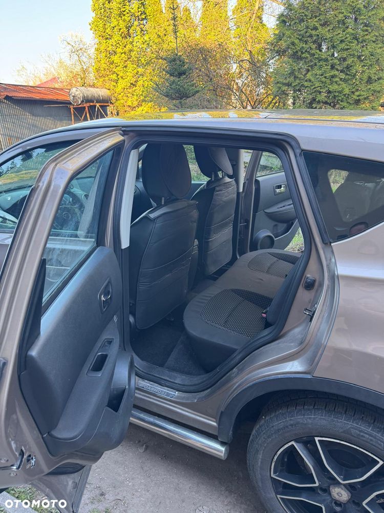 Nissan Qashqai - 10