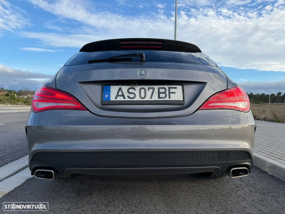Mercedes-Benz CLA 180 Shooting Brake d AMG Line - 17