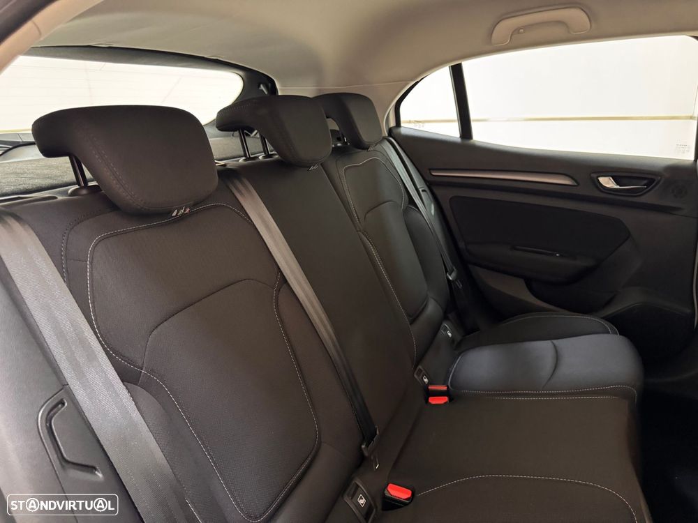 Renault Mégane 1.5 Blue dCi Intens - 36