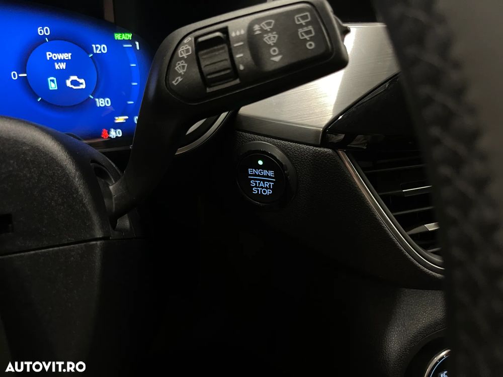 Ford Kuga 2.5 Duratec PHEV Titanium X - 29