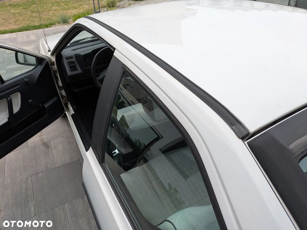 Volkswagen Scirocco - 9