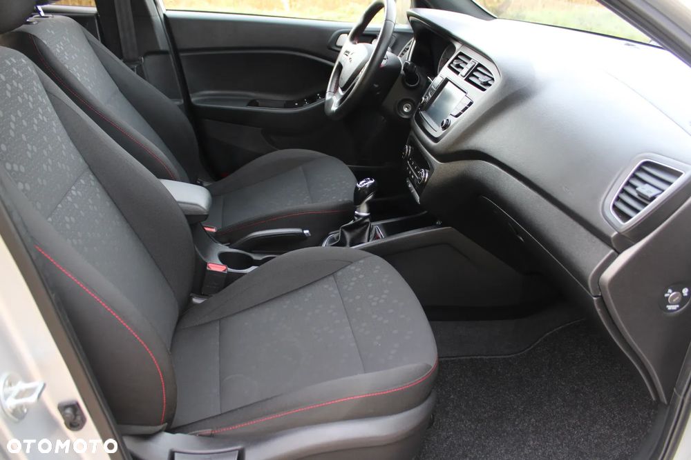 Hyundai i20 - 7