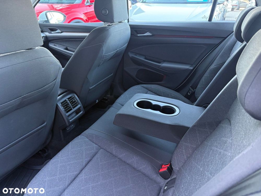 Volkswagen Golf - 14