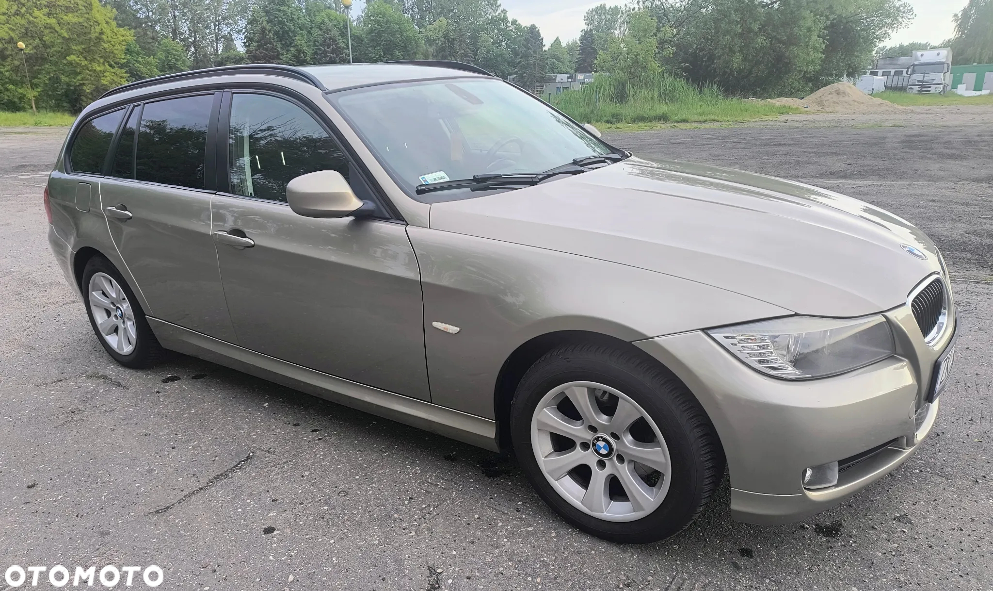 BMW Seria 3 318d - 3