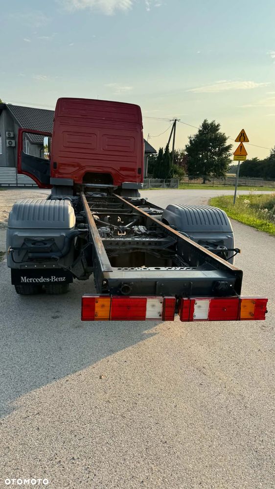 Mercedes-Benz 15.290 - 8