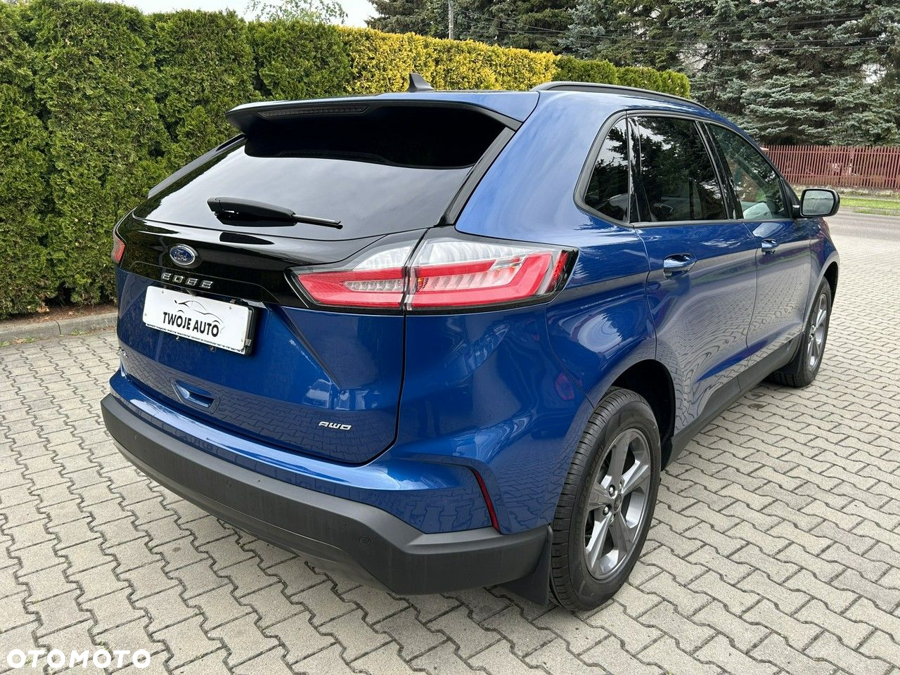 Ford Edge - 4