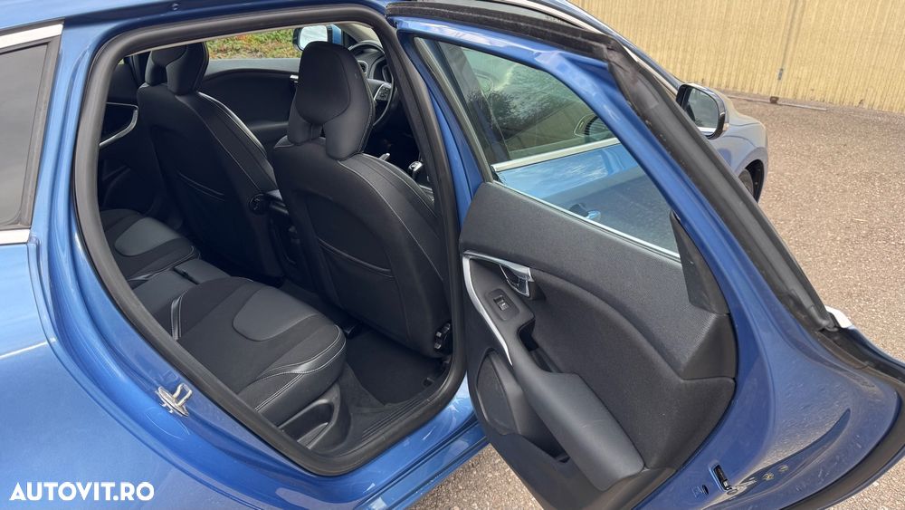 Volvo V40 D4 VEA Ocean Race - 9