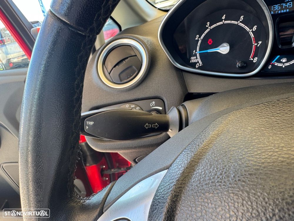 Ford Fiesta 1.0 EcoBoost S&S ST-LINE - 17