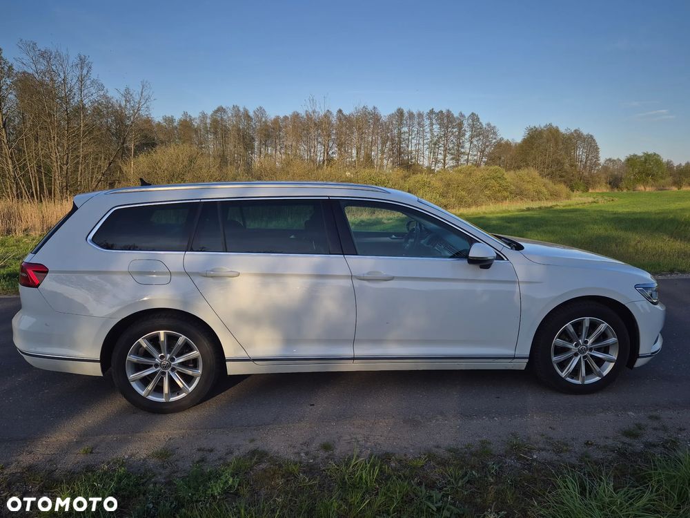 Volkswagen Passat 2.0 TDI SCR DSG Highline - 8