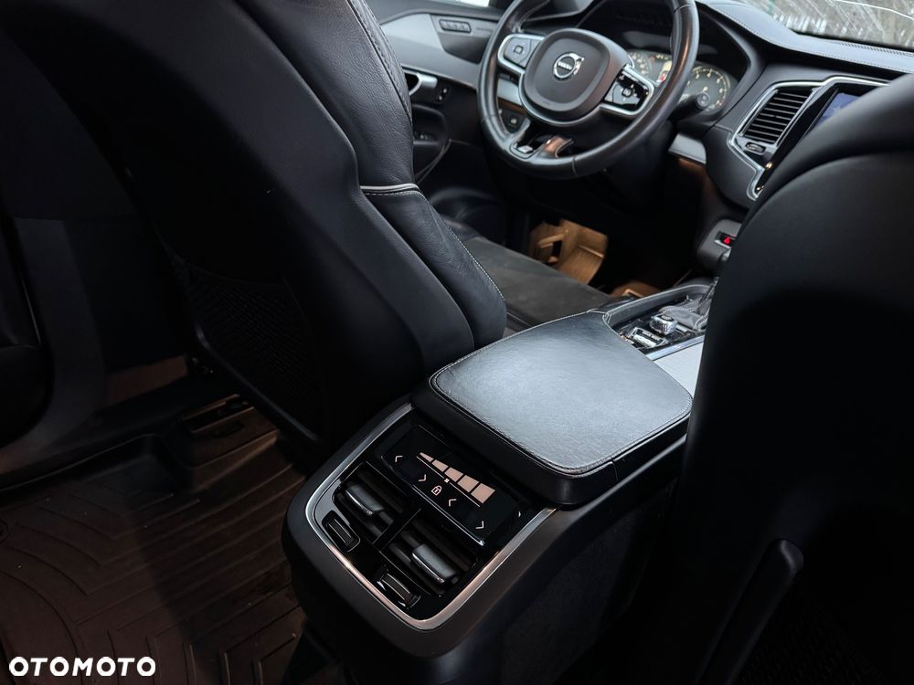 Volvo XC 90 T5 AWD R-Design 7os - 20