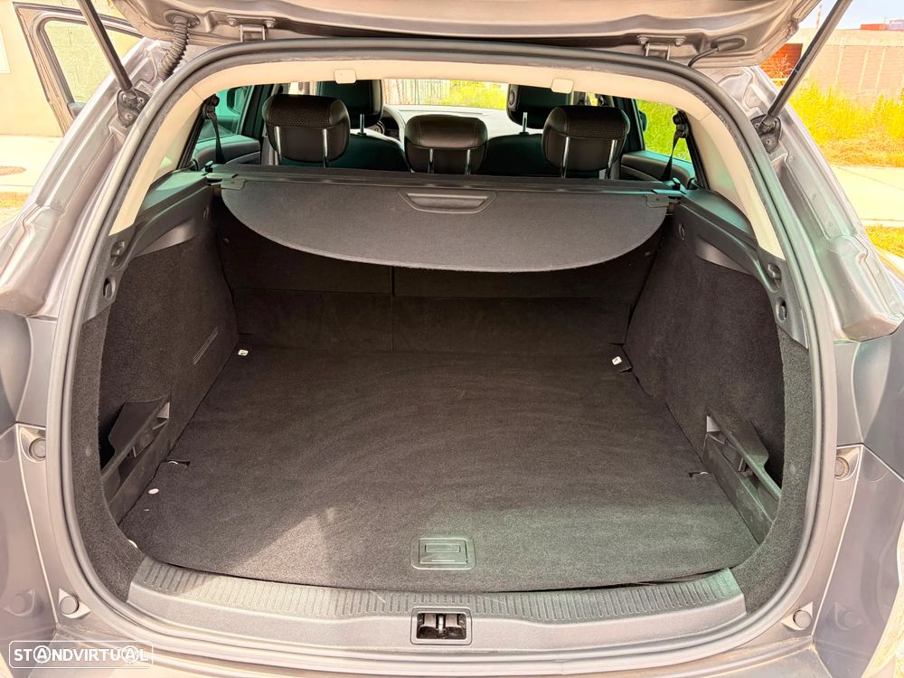 Renault Mégane Sport Tourer - 5
