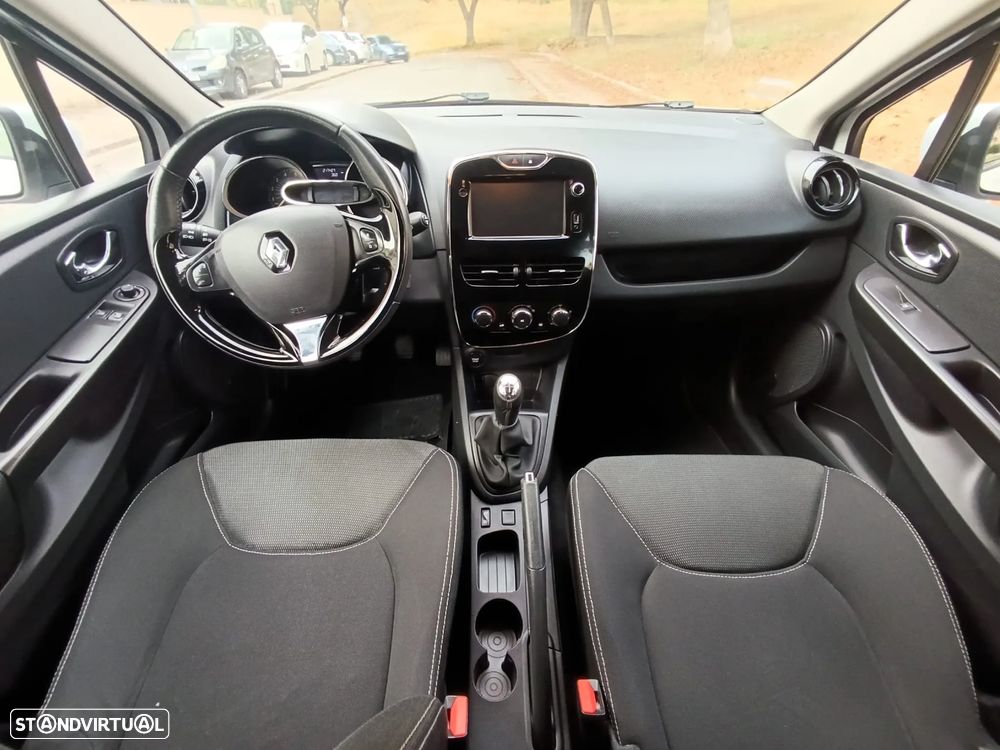 Renault Clio Sport Tourer 1.5 dCi Dynamique S - 12