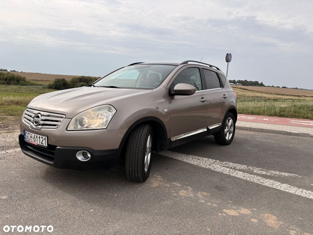 Nissan Qashqai 2.0 4x4 Tekna Premium CVT - 1
