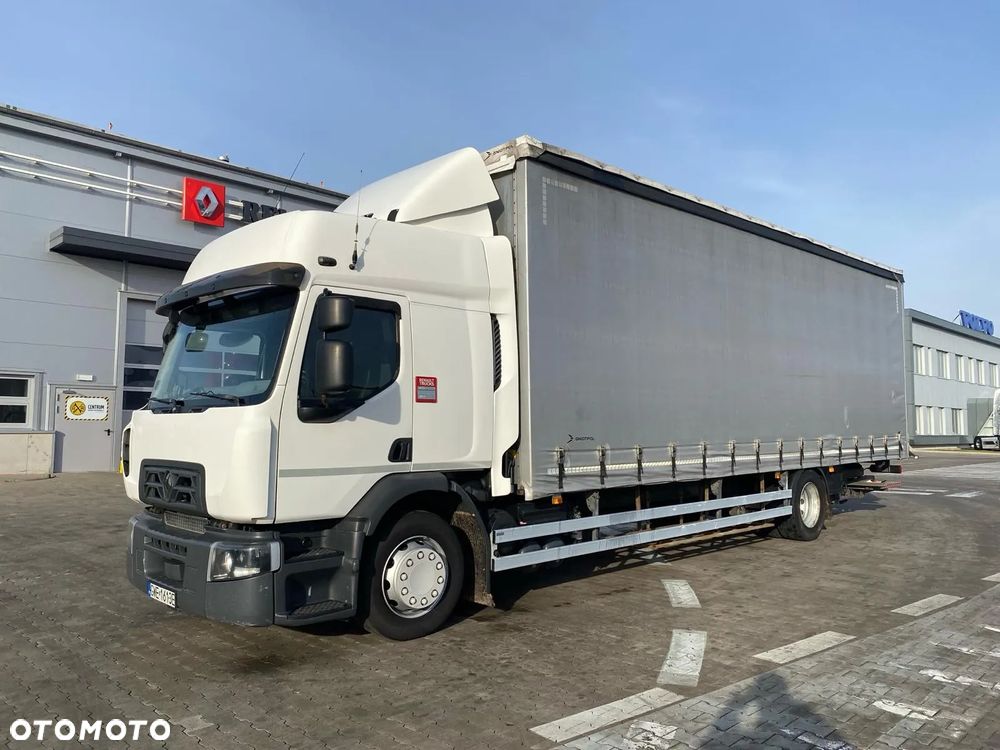 Renault D Wide - 1