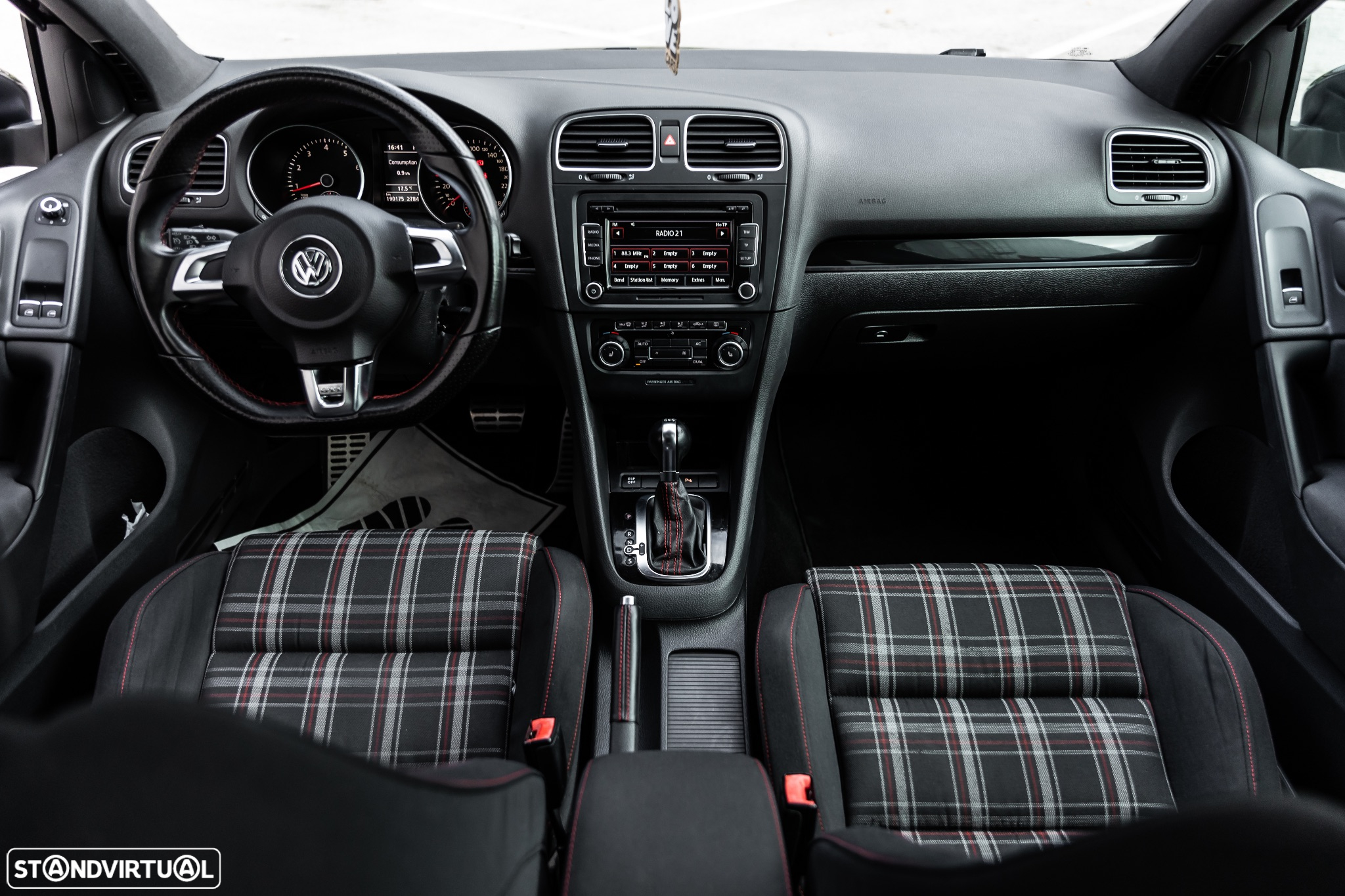 VW Golf 2.0 TSi GTi DSG - 11