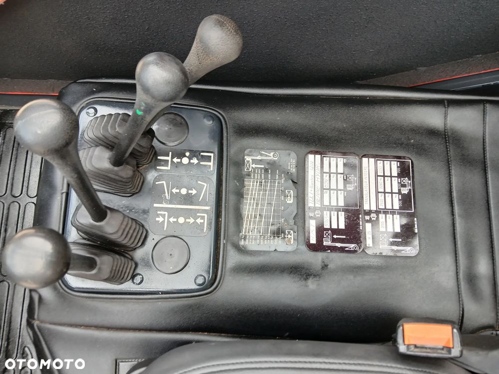 Linde H25T-03 2002rok wolny skok przesuw sprowadzony - 37