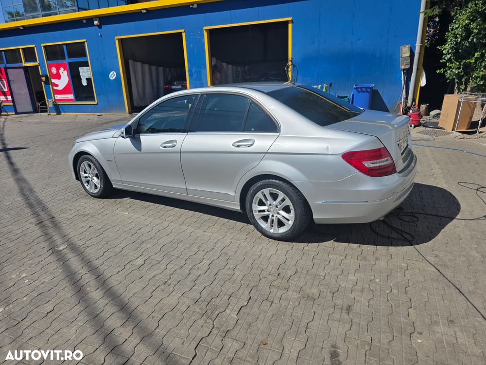 Mercedes-Benz C - 7
