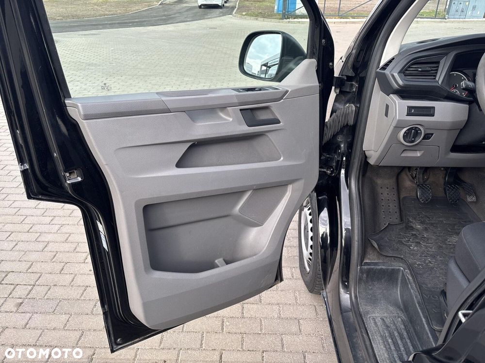Volkswagen Transporter - 10