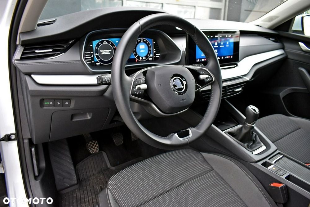 Skoda Octavia 1.5 TSI Selection - 10