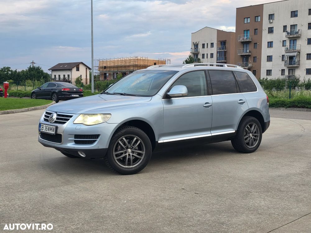 Volkswagen Touareg - 2