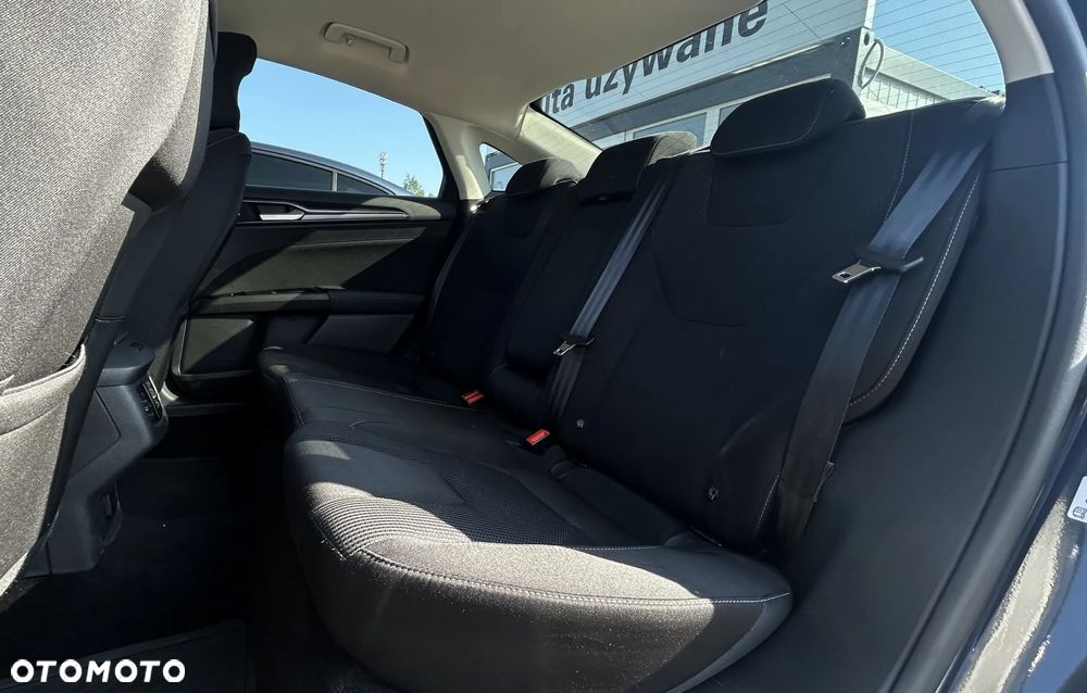 Ford Mondeo 2.0 Hybrid Titanium - 19