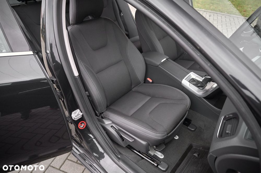 Volvo V60 T5 Geartronic Momentum - 32