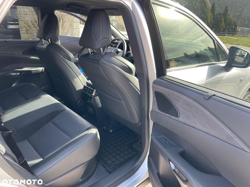 Lexus RX 500h (hybrid) F SPORT+ - 32