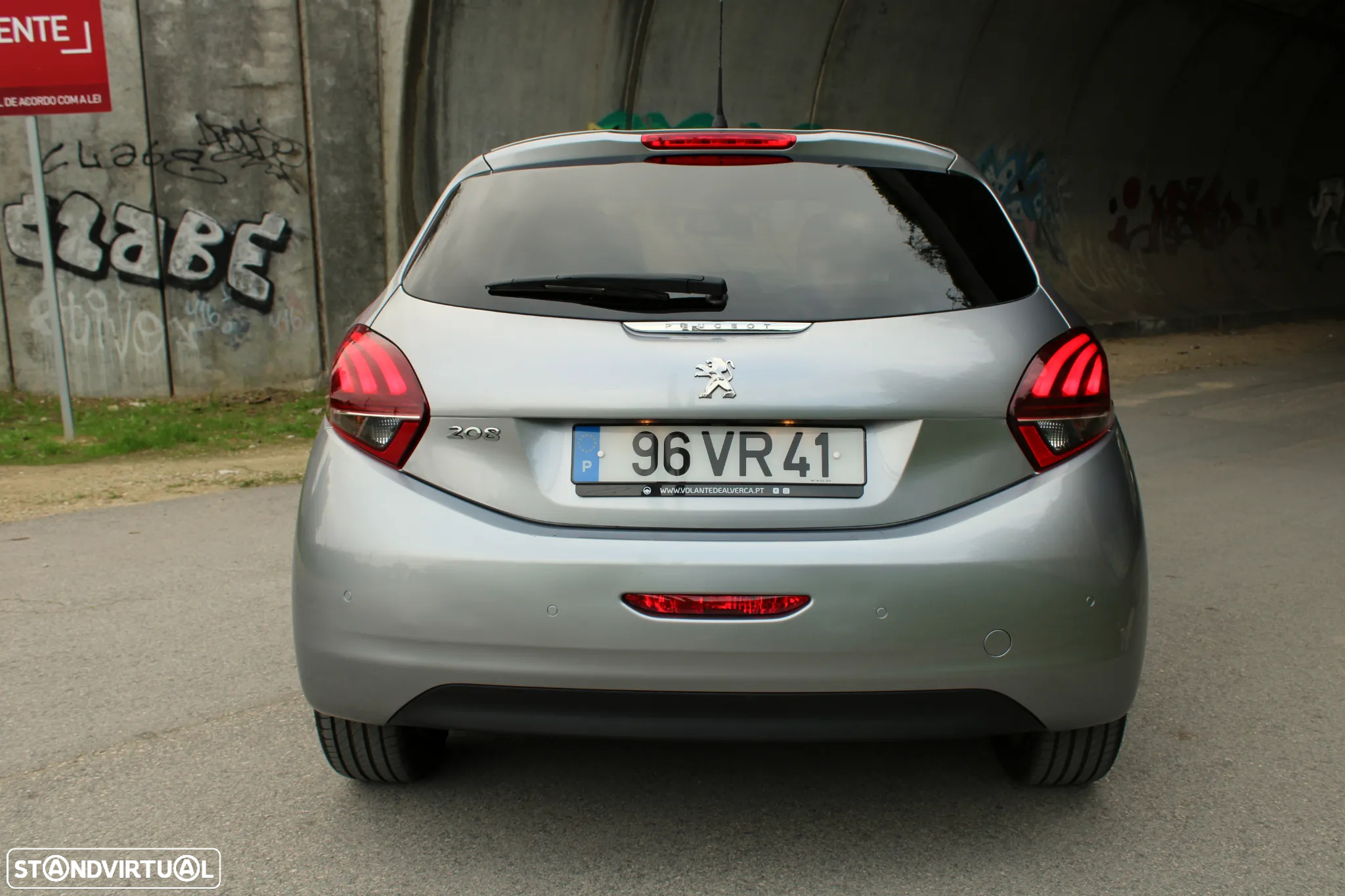 Peugeot 208 1.5 BlueHDi Signature - 5
