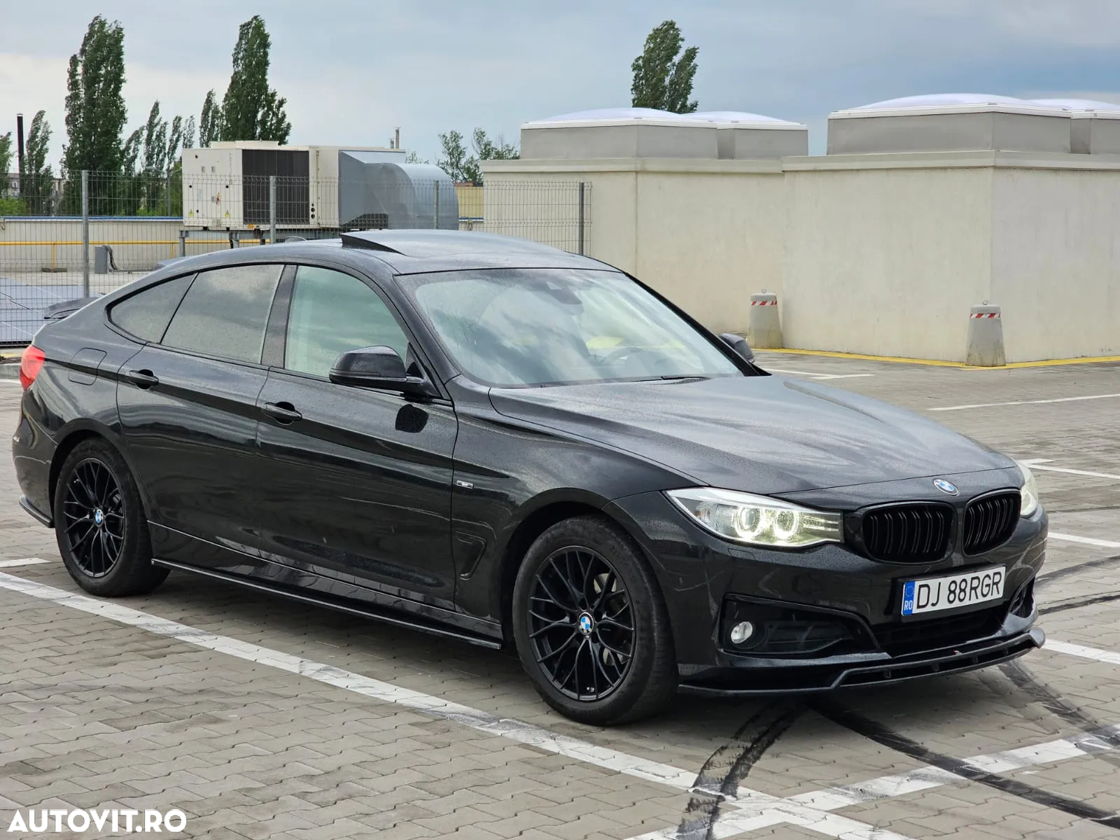 BMW Seria 3 318d Aut. Sport Line - 2