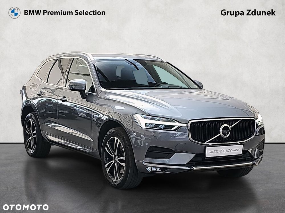 Volvo XC 60 B5 B AWD Momentum Pro - 4