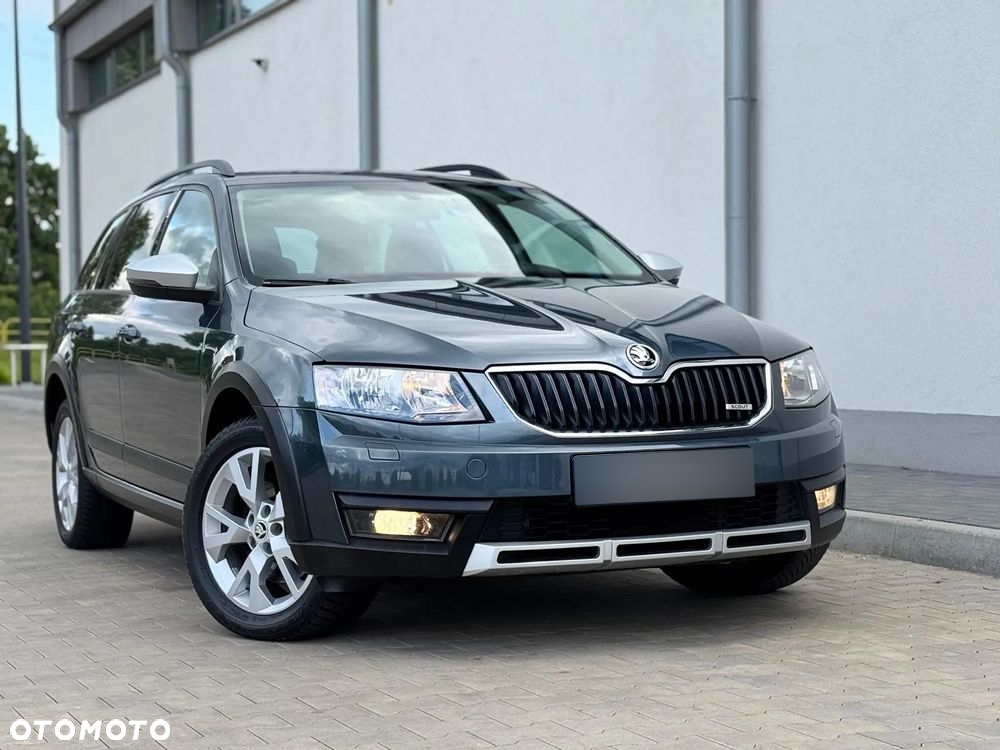 Skoda Octavia Scout 2.0 TDI 4x4 DSG - 16