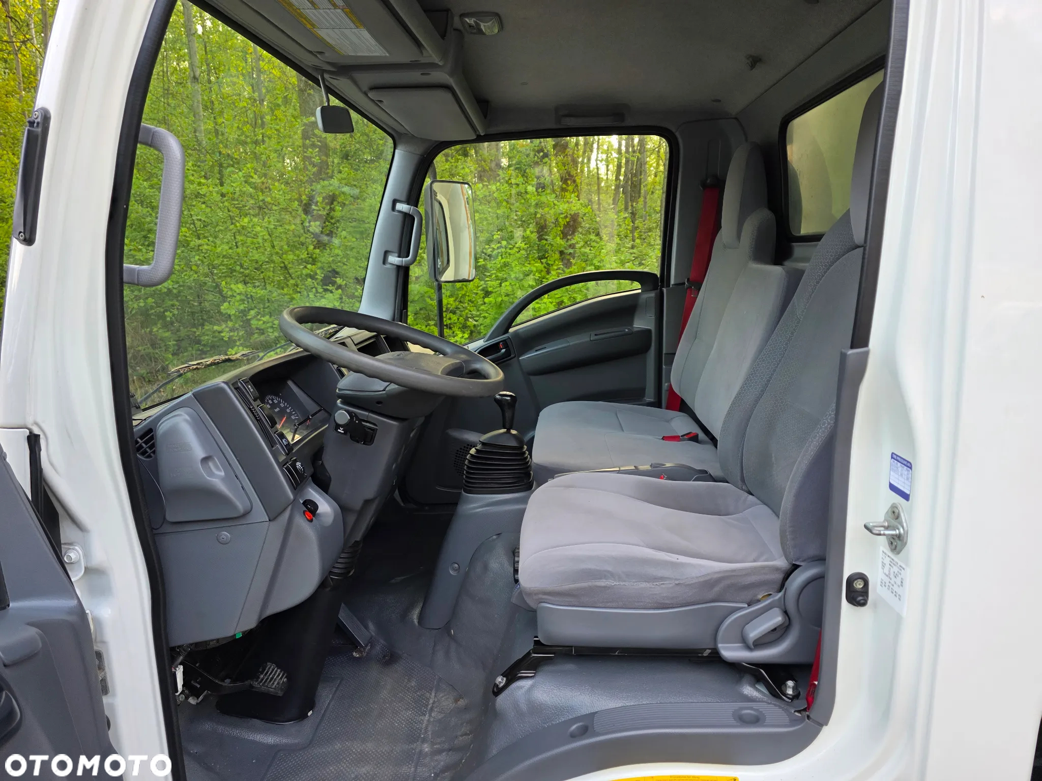 Isuzu N-L35 - 12