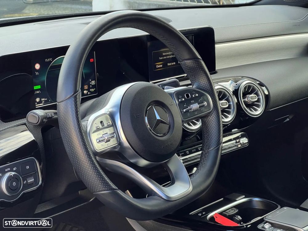 Mercedes-Benz A 250 e 8G-DCT Edition AMG Line - 11