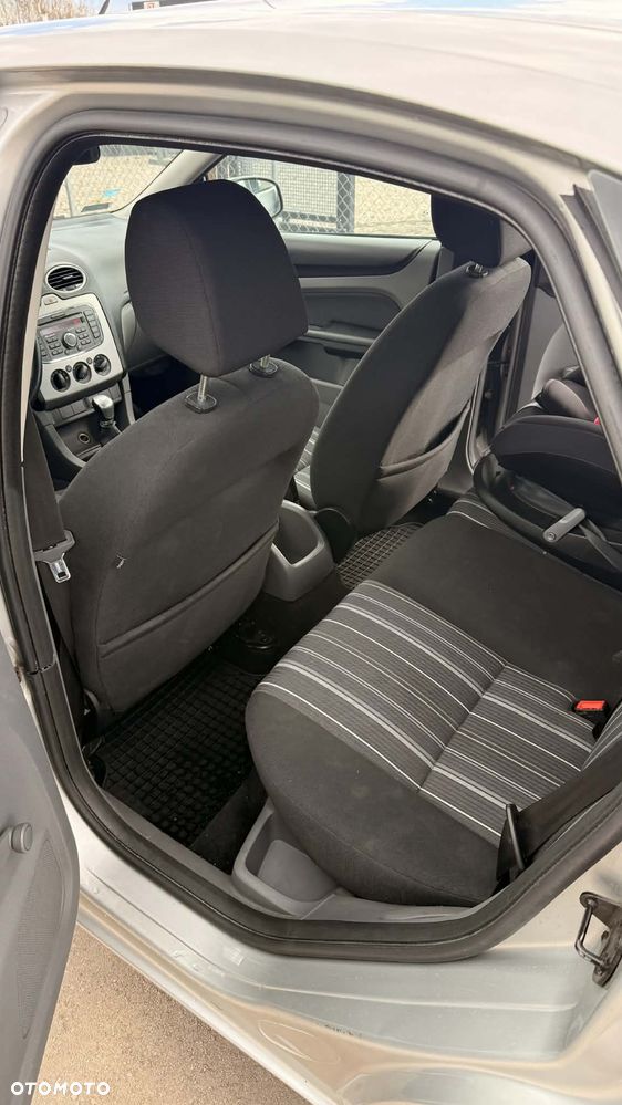 Ford Focus 1.6 TDCi Amber X - 11