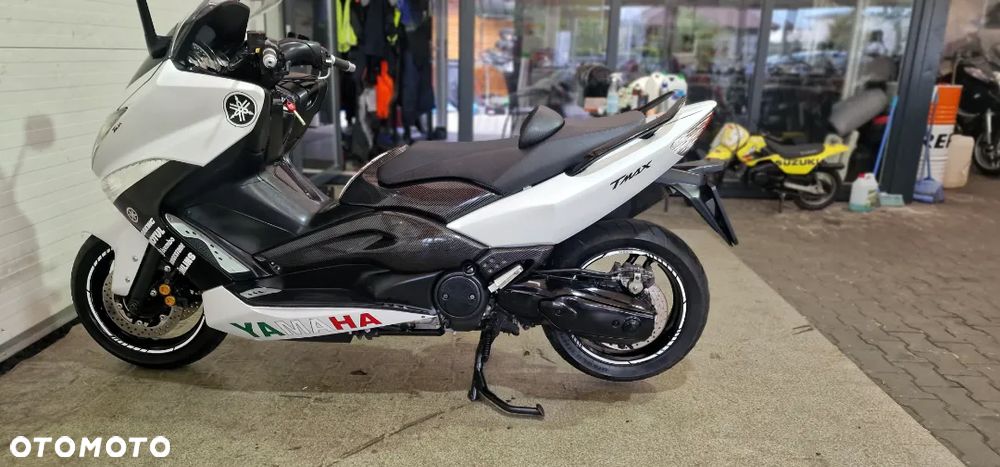 Yamaha Tmax - 23