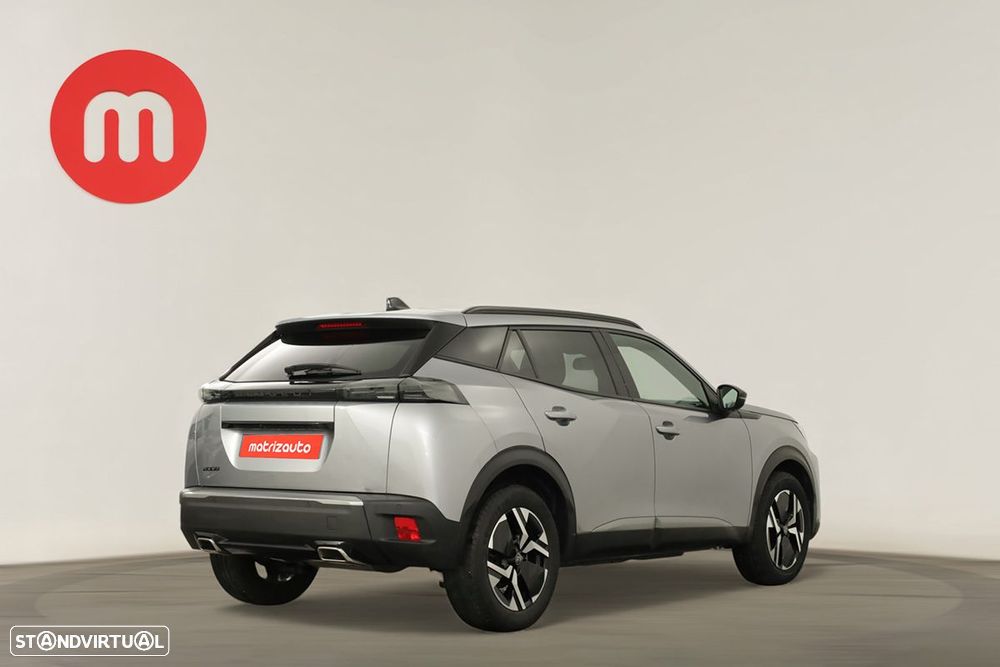 Peugeot 2008 1.2 PureTech Allure EAT8 - 4